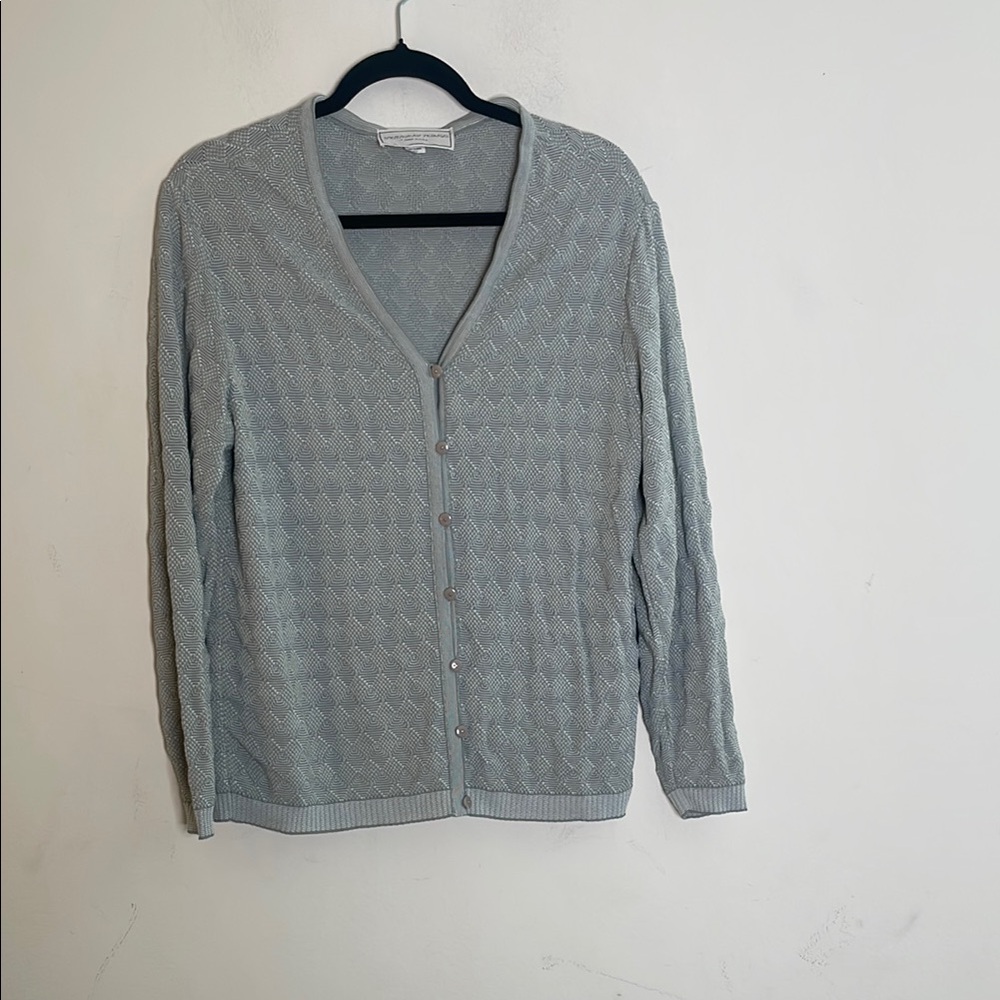 Stylish Women's Light Gray Cardigan